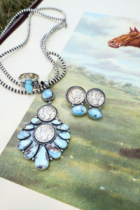 Justify Pendant