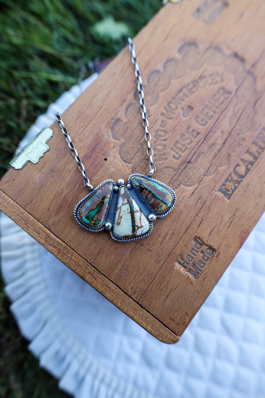 Kate Necklace
