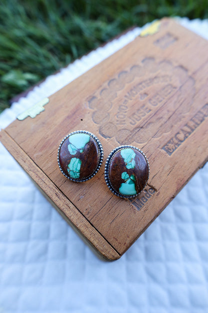 Sue Studs