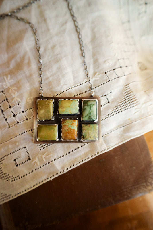 ** Comet Necklace C **