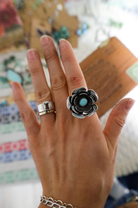 Flower Ring - 8.5