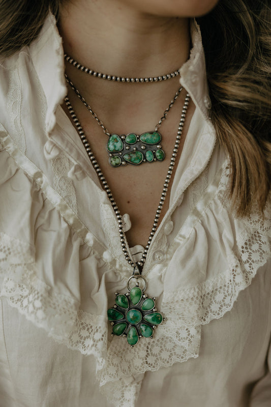 Caesar Bar Necklace