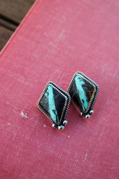 The Helena Studs