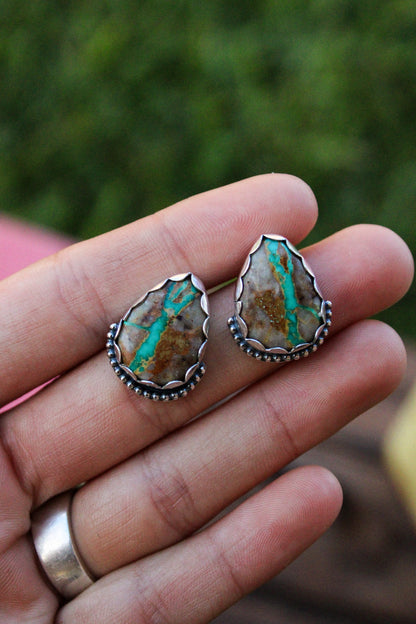 The Evelyn Studs