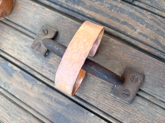 Cuff H-Hammered Cuff with Smooth tapered band.