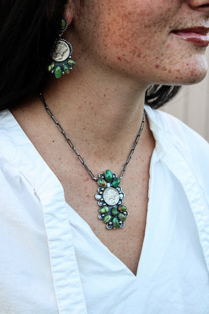 The Maple Necklace