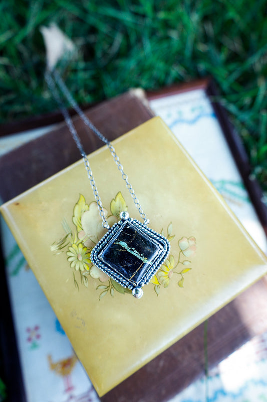 Willow Necklace