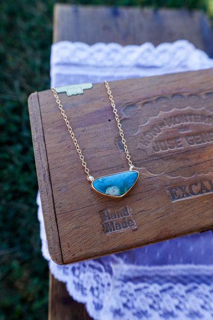 Linnet Necklace - Gold